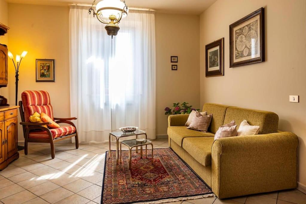Casa Vacanze Santa Maria Certaldo Exterior foto